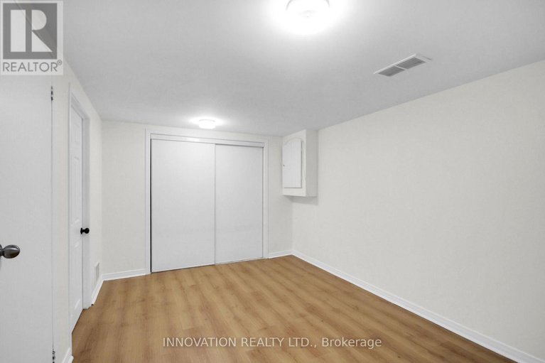 28915689/26-corley-private/heron-gateindustrial-park/ottawa/ontario/K1V8T7_29