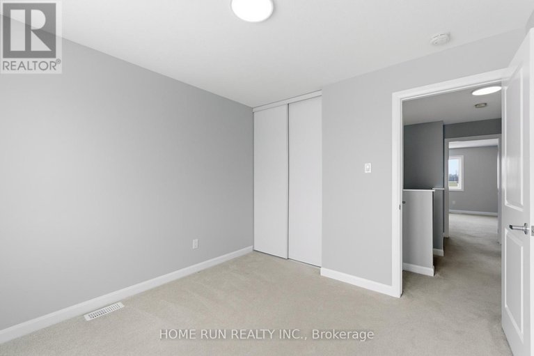 29412853/173-bending-way/hearts-desire/ottawa/ontario/K2J6P2_36