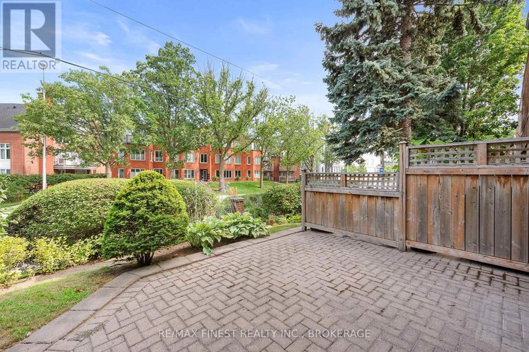 28682071/5-111-echo-drive/ottawa-east/ottawa/ontario/K1S5K8_25
