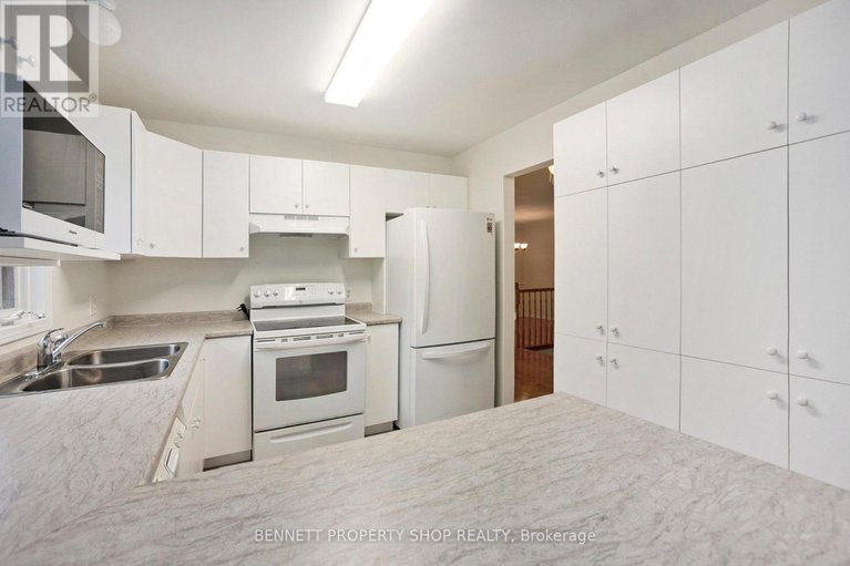 28928627/11-billingham-crescent/morgans-grantsouth-march/ottawa/ontario/K2K2T7_10