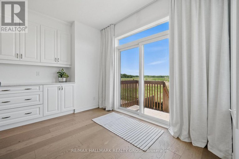 28632763/824-henslows-circle/avalon-west/ottawa/ontario/K4A5H6_17