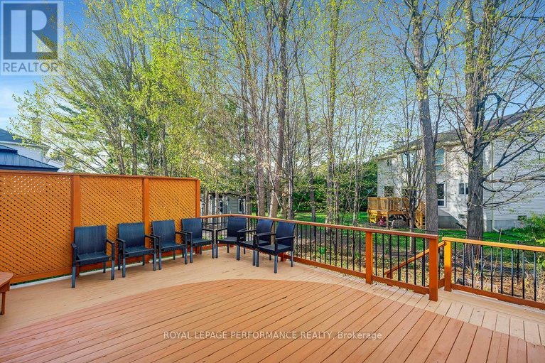 29524227/56-ipswich-terrace/morgans-grantsouth-march/ottawa/ontario/K2K2R3_32