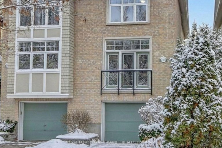 29445829/318-iona-street/westborohampton-park/ottawa/ontario/K1Z7B9_2