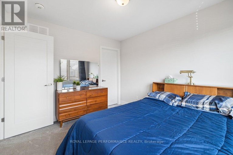 29445573/644-crevier-walk/orleans-village/ottawa/ontario/K1W0M7_44