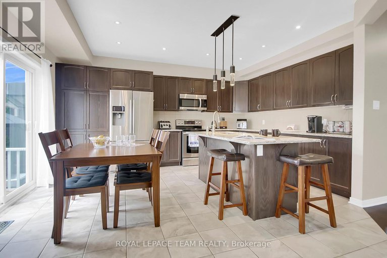 28640843/217-balikun-heights/emerald-meadowstrailwest/ottawa/ontario/K2V0A6_14