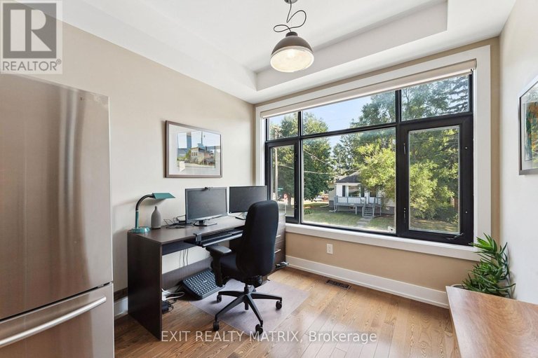 29666799/97-queen-mary-street/overbrookcastle-heights/ottawa/ontario/K1K1X6_6