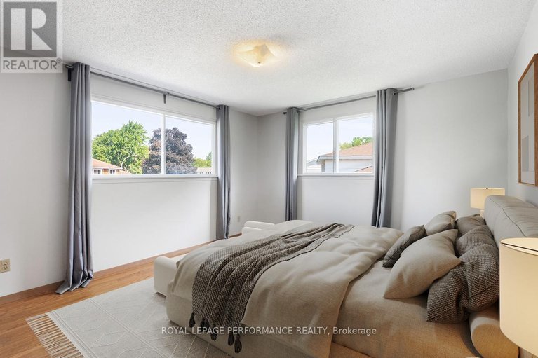 28994141/33-woodview-crescent/blackburn-hamlet/ottawa/ontario/K1B3B1_20