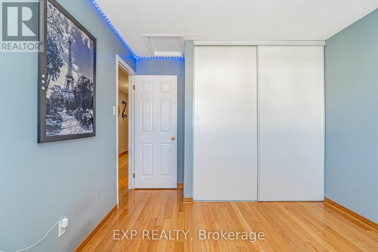 28746795/2103-gardenway-drive/fallingbrookgardenway-south/ottawa/ontario/K4A3K2_34