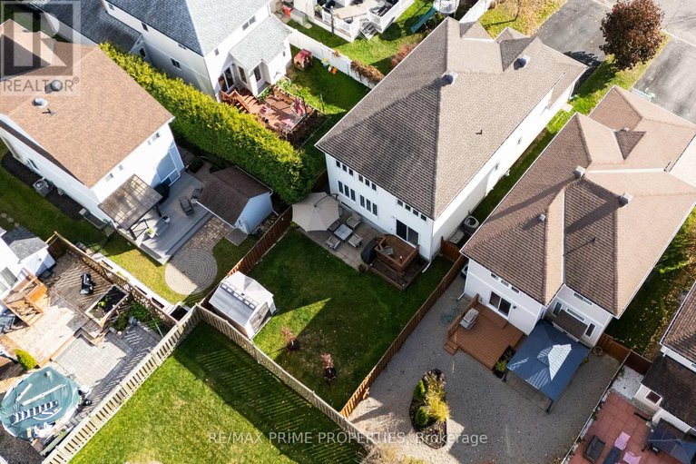 29075456/1545-senateurs-way/fallingbrookpineridge/ottawa/ontario/K4A4A2_50