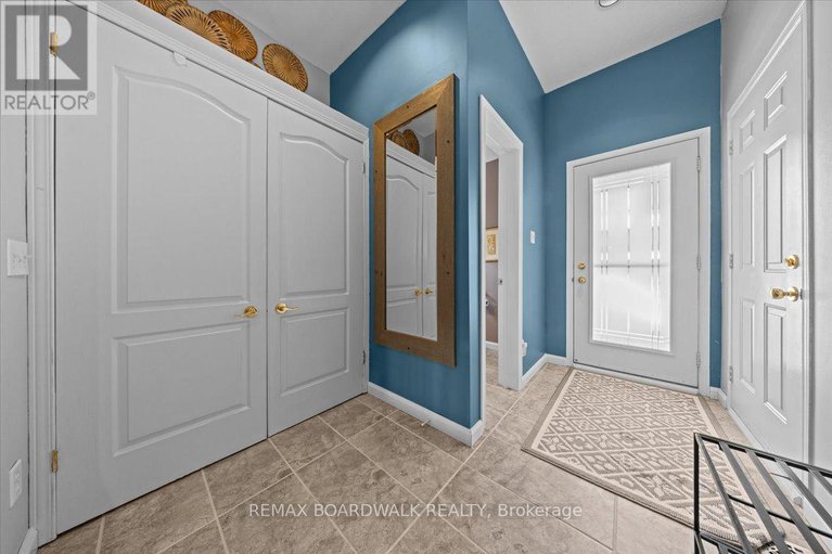 29349266/6355-sablewood-place/chapel-hill/ottawa/ontario/K1C7M3_3