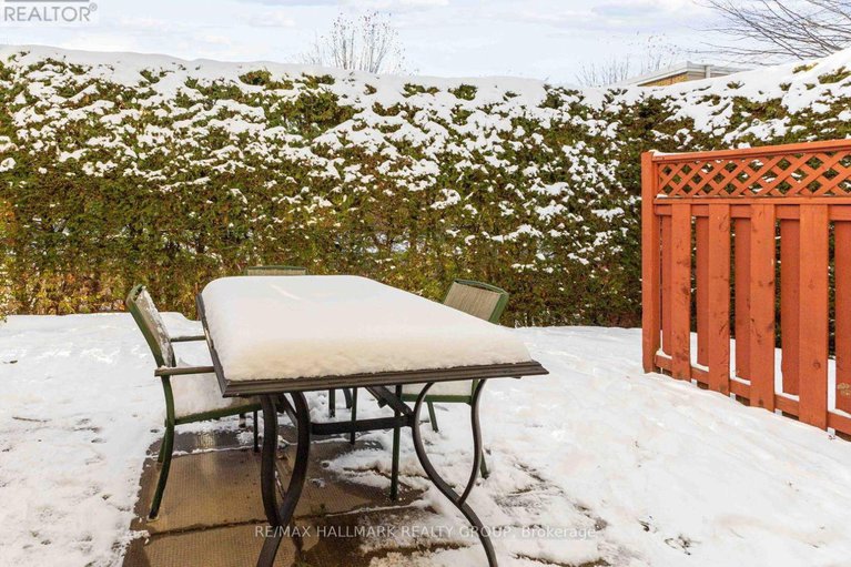 29145608/11-1160-shillington-avenue/carlington/ottawa/ontario/K1Z7Z4_24