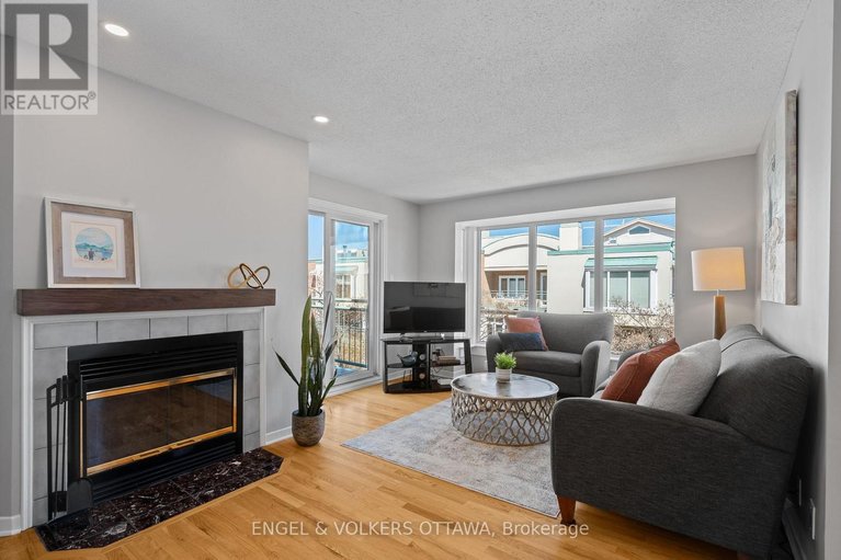 29671647/403-1-columbus-avenue/overbrook/ottawa/ontario/K1K4L1_5