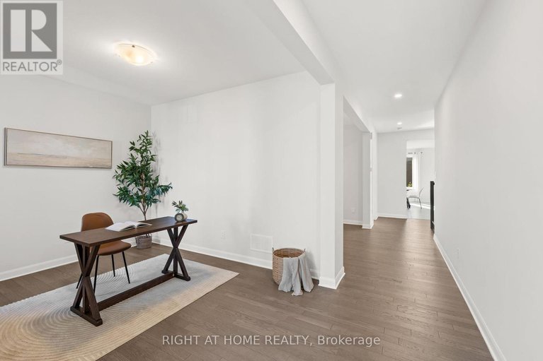 28952253/762-shoal-street/mahogany-community/ottawa/ontario/K4M0X5_6