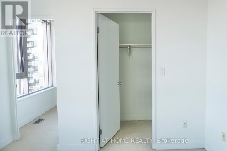 29501976/904-383-cumberland-street/lower-townbyward-market/ottawa/ontario/K1N1J7_21