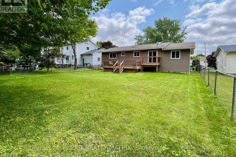 28175834/58-castlebeau-street/embrun/russell/ontario/K0A1W0_30
