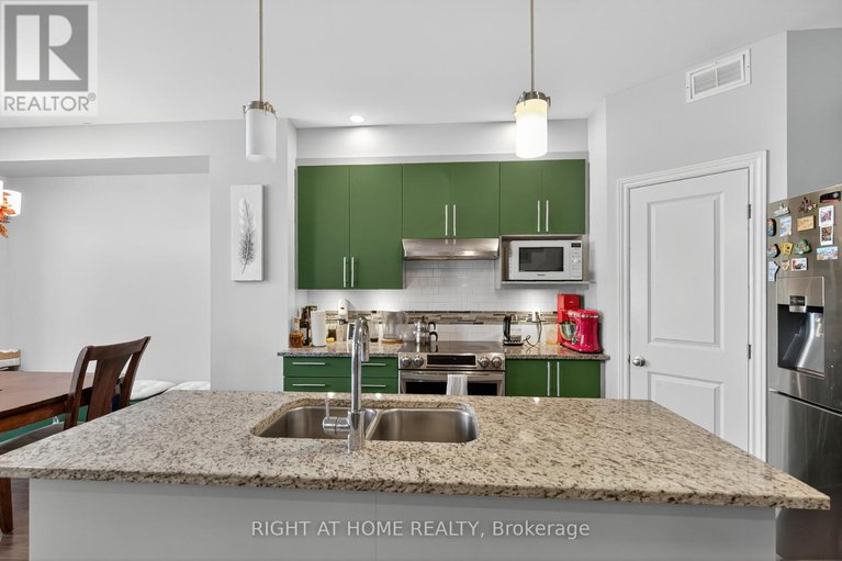 29032255/772-cedar-creek-drive/blossom-parkkemp-parkfindlay-creek/ottawa/ontario/K1T0B2_7