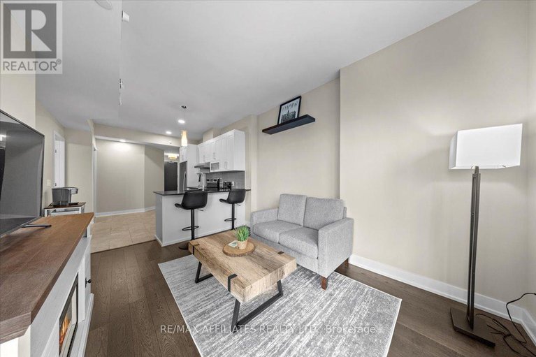 28554491/407-200-inlet-private/chatelaine-village/ottawa/ontario/K4A5H3_19