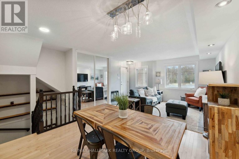28421712/293a-titanium-private/convent-glen-north/ottawa/ontario/K1C0A5_8