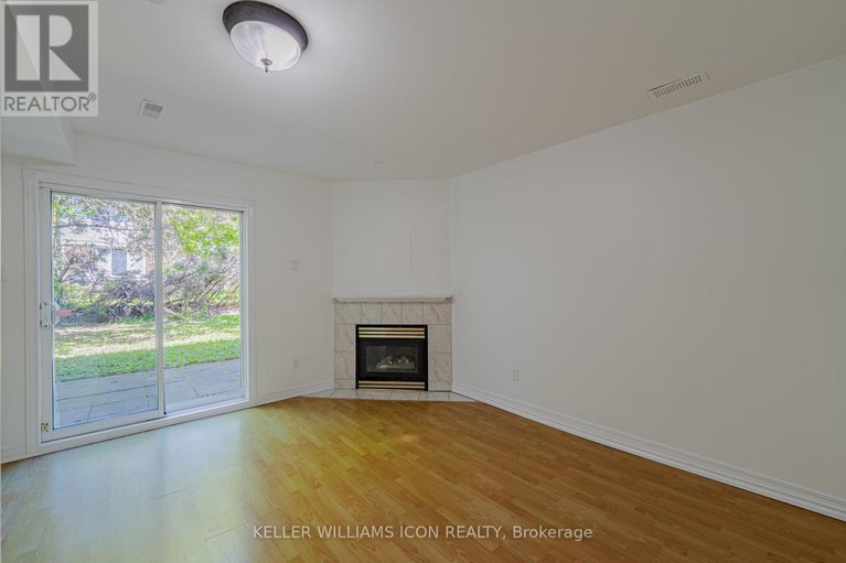 28382446/1309-meadowlands-drive-e/city-viewskylinefisher-heightsparkwood-hills/ottawa/ontario/K2E7B3_32