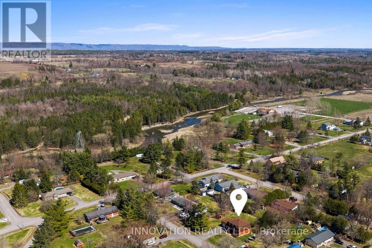 29648459/114-poole-street/fitzroy/ottawa/ontario/K0A1X0_43