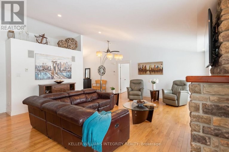 27967515/6451-aston-road/manotick-south-to-roger-stevens/ottawa/ontario/K4M1B3_26
