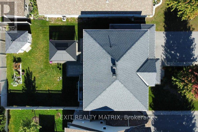 29329751/106-cobblestone-drive/village-of-russell/russell/ontario/K4R0B2_45