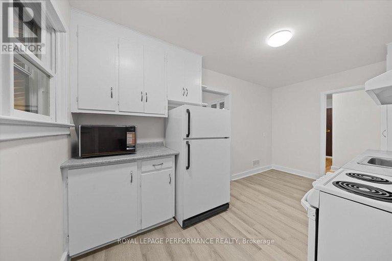 29083781/234-knox-crescent/riverview-park/ottawa/ontario/K1G0K8_15