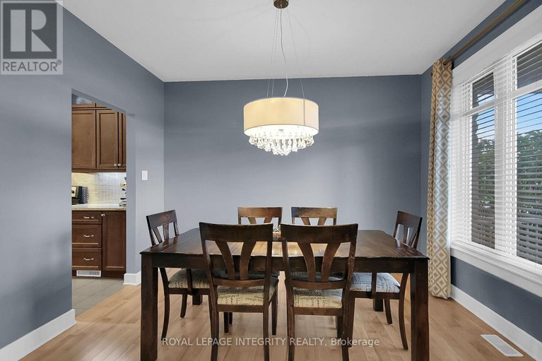 28830742/15-york-crossing/village-of-russell/russell/ontario/K4R0C4_22