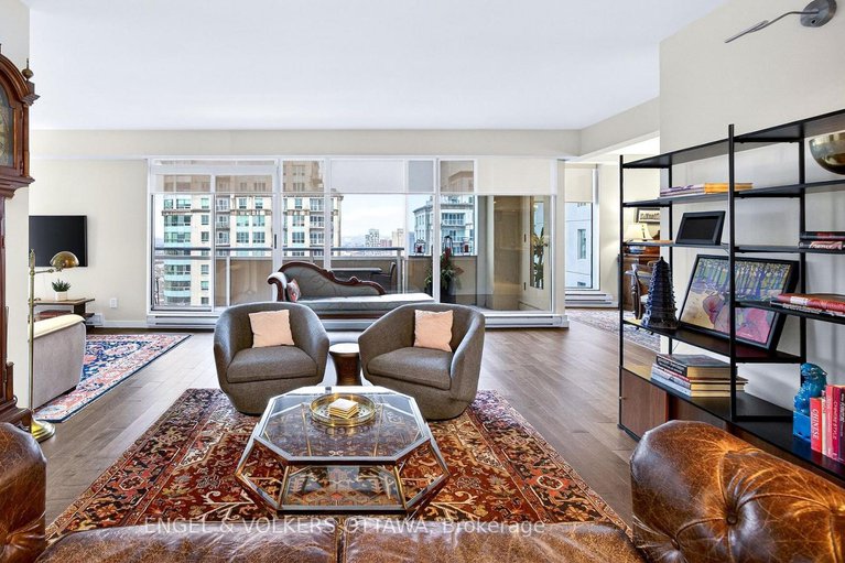 29385389/2404-160-george-street/lower-townbyward-market/ottawa/ontario/K1N9M2_12