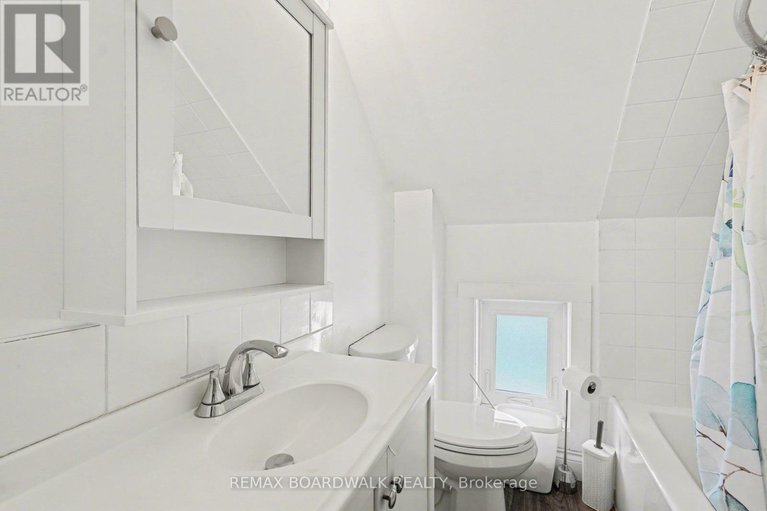 29437063/101-church-street/almonte/mississippi-mills/ontario/K0A1A0_22