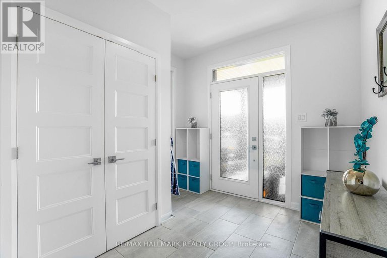28435100/364-sterling-avenue/town-of-rockland/clarence-rockland/ontario/K4K0L4_4