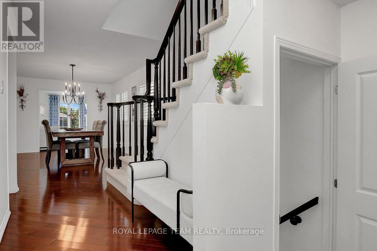 28289132/183-patriot-place/emerald-meadowstrailwest/ottawa/ontario/K2M0B9_4