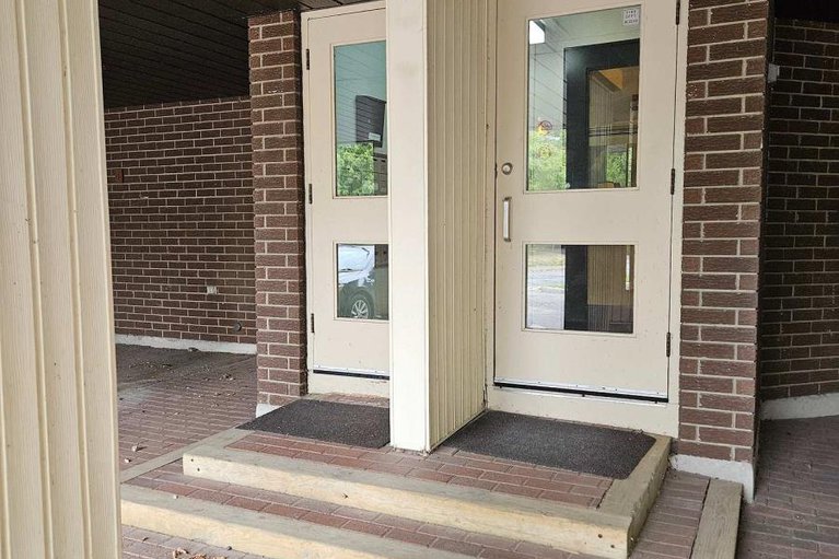 29223889/5-522-riverdale-avenue/old-ottawa-south/ottawa/ontario/K1S1S5_5