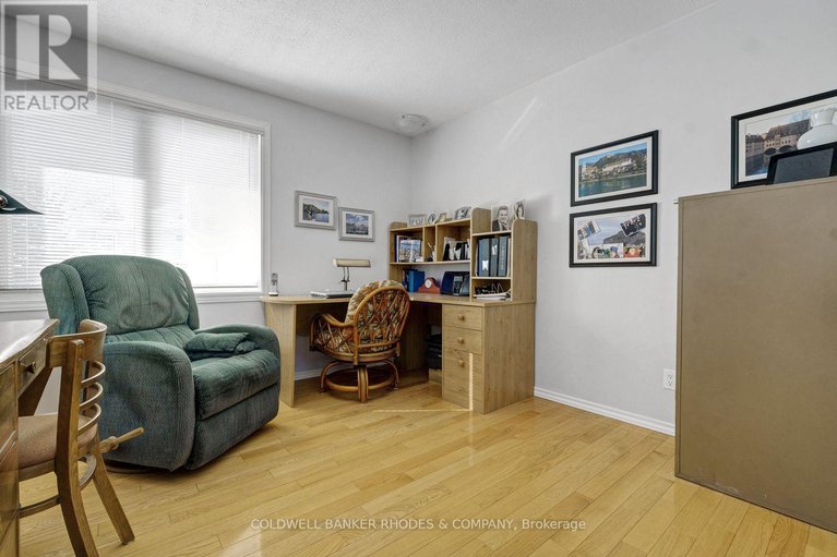 29319583/1550-northdale-street/pineview/ottawa/ontario/K1B4G8_22