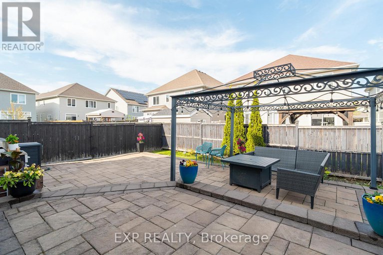 28588518/679-rockrose-way/blossom-parkkemp-parkfindlay-creek/ottawa/ontario/K1T0L7_43