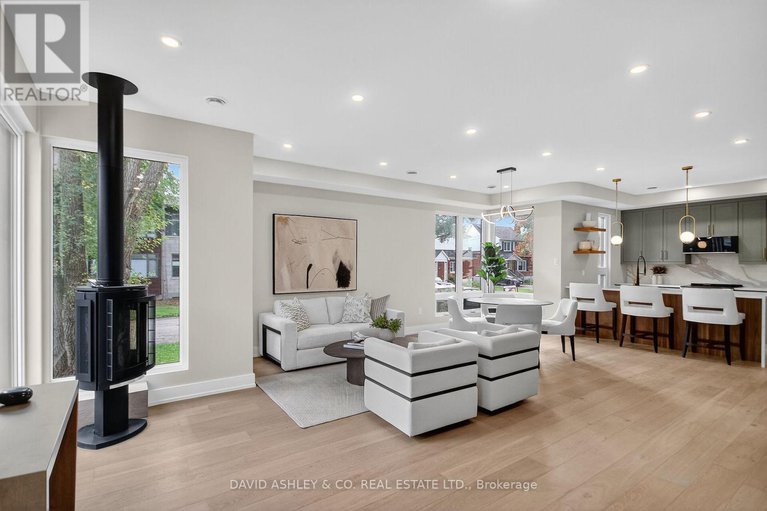 28963982/612-tweedsmuir-avenue/westborohampton-park/ottawa/ontario/K1Z5P3_31