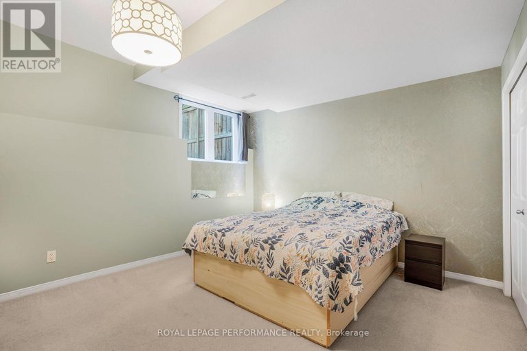 28606239/2-55-steele-park-private/cyrville/ottawa/ontario/K1J0J2_20