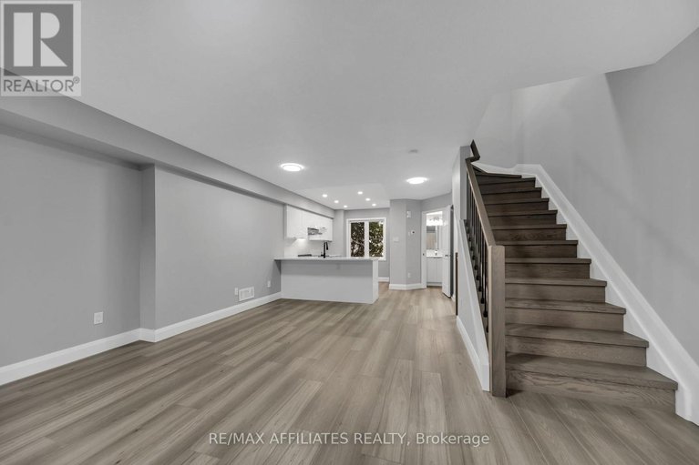 29140441/714-sanibel-private/westcliffe-estates/ottawa/ontario/K2H0A8_18