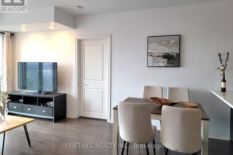 29539473/2102-195-besserer-street/sandy-hill/ottawa/ontario/K1N0B6_7