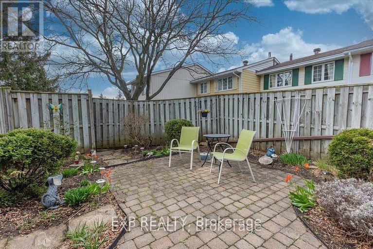 29464156/422-kintyre-private/carleton-square/ottawa/ontario/K2C3M7_31