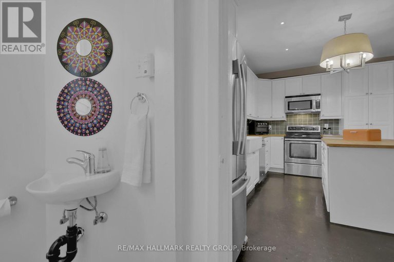 28532587/299-parkdale-avenue/hintonburg/ottawa/ontario/K1Y1G5_12