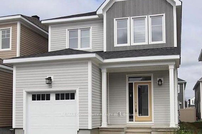 29105852/32-pacing-walk/goulbourn-twp-from-franktown-rdsouth-to-rideau/ottawa/ontario/K0A2Z0_1