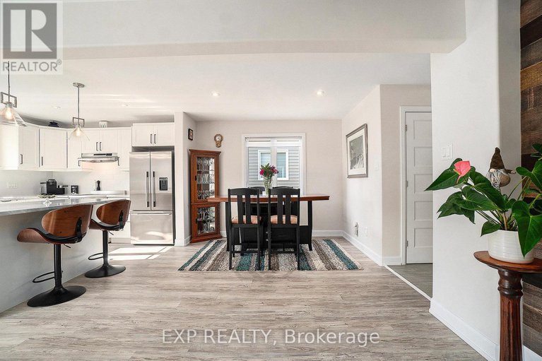 29335392/704-azure-street/village-of-russell/russell/ontario/K4R1E5_9