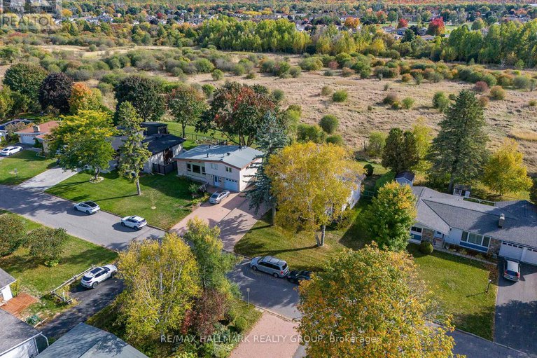 28995963/64-sullivan-avenue/meadowlandscrestview/ottawa/ontario/K2G1V2_43