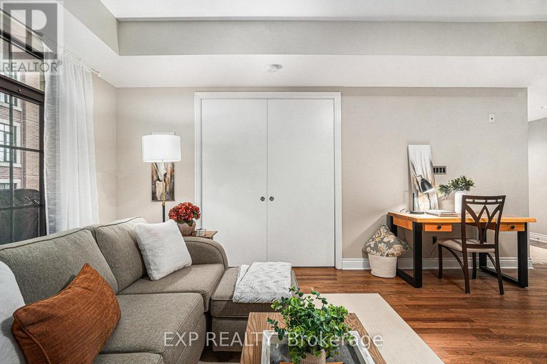 29299335/403-327-breezehill-avenue-s/west-centre-town/ottawa/ontario/K1Y1R6_11