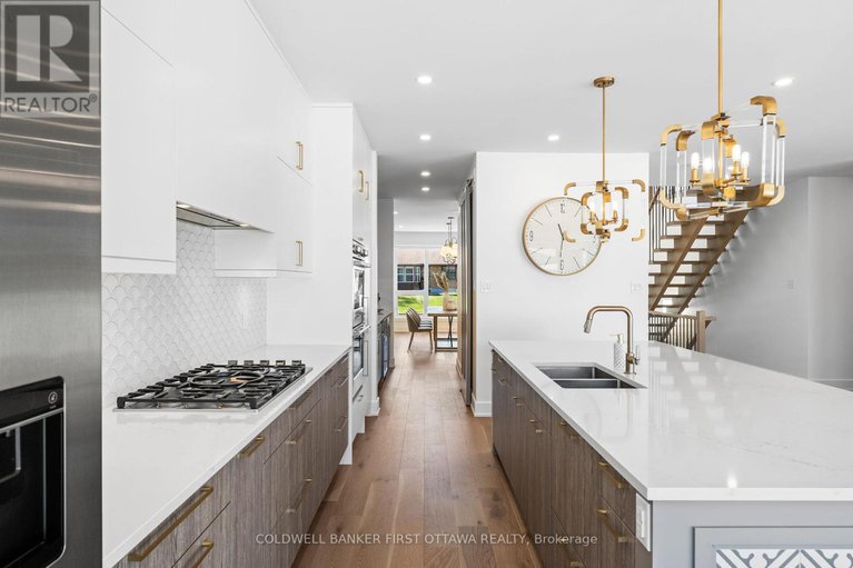 28265493/13-brook-lane/meadowlandscrestview/ottawa/ontario/K2G1S1_14