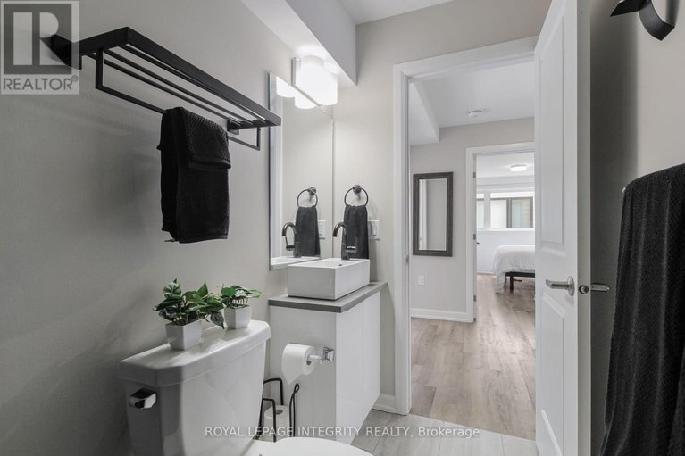 29648108/2722-draper-avenue/redwood-park/ottawa/ontario/K2H0C4_26