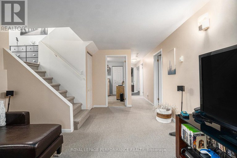 29075002/164-cardinal-crescent/clarencerockland-twp/clarence-rockland/ontario/K4K1K9_22