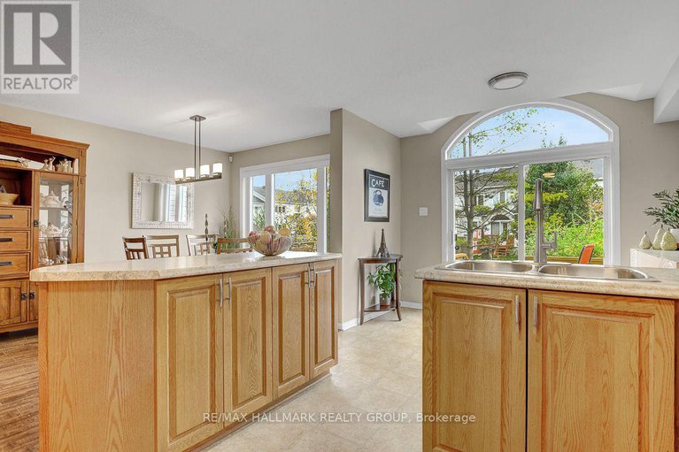 29023597/230-greenridge-street/chapel-hill/ottawa/ontario/K1C7R8_15