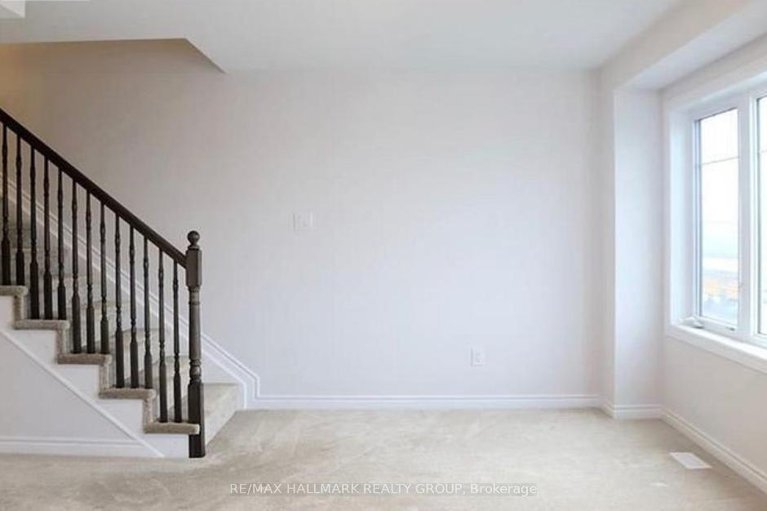 29172011/1686-maple-grove-street/stittsville-north/ottawa/ontario/K2S2R3_9